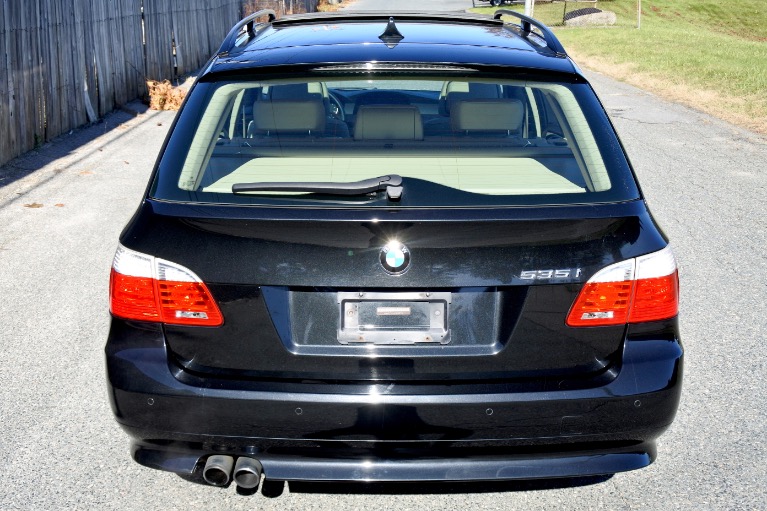 Used 2010 BMW 5 Series 535i xDrive Sports Wagon AWD Used 2010 BMW 5 Series 535i xDrive Sports Wagon AWD for sale  at Metro West Motorcars LLC in Shrewsbury MA 5