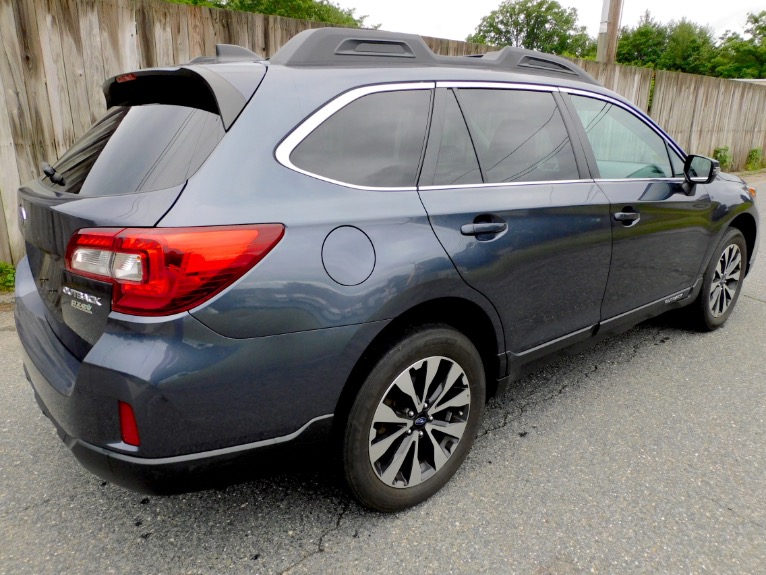 Used 2017 Subaru Outback 2.5i Limited Used 2017 Subaru Outback 2.5i Limited for sale  at Metro West Motorcars LLC in Shrewsbury MA 5