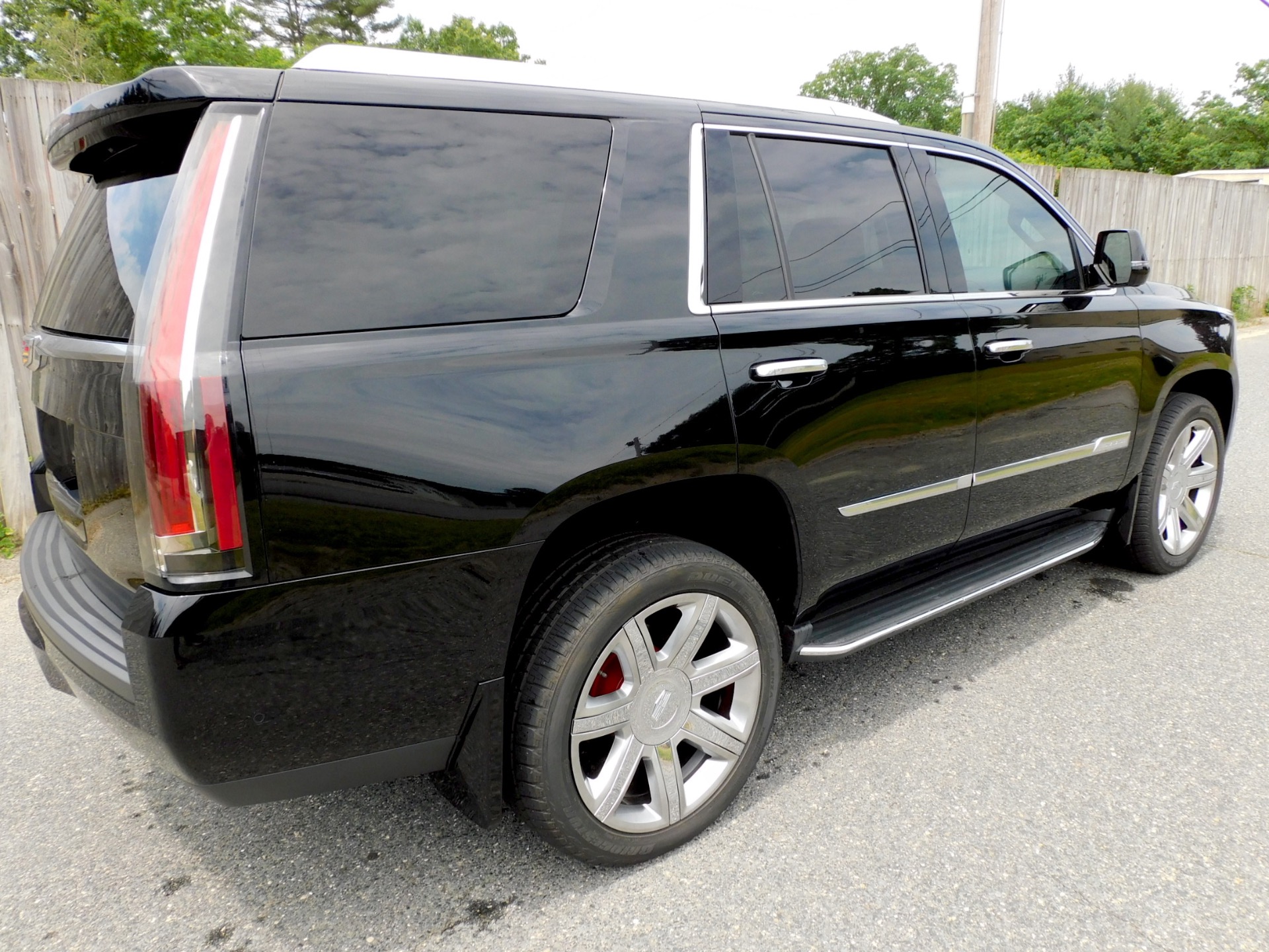 Used 2017 Cadillac Escalade 4WD 4dr Luxury For Sale ($69,800) | Metro ...