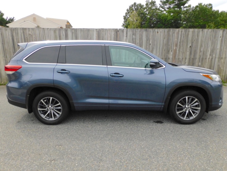 Used 2018 Toyota Highlander XLE V6 AWD (Natl) Used 2018 Toyota Highlander XLE V6 AWD (Natl) for sale  at Metro West Motorcars LLC in Shrewsbury MA 6