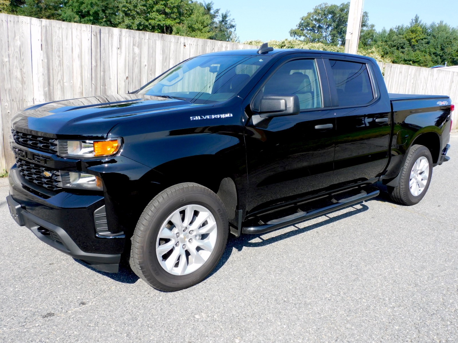 Used 2021 Chevrolet Silverado 1500 4WD Crew Cab 147' Custom For Sale ...