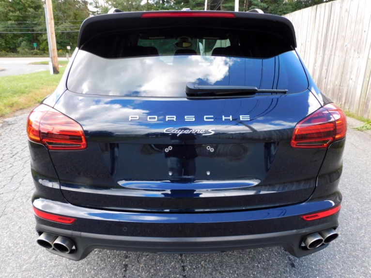 Used 2016 Porsche Cayenne S AWD Used 2016 Porsche Cayenne S AWD for sale  at Metro West Motorcars LLC in Shrewsbury MA 4