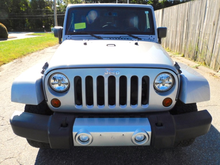 Used 2013 Jeep Wrangler Unlimited Sahara 4WD Used 2013 Jeep Wrangler Unlimited Sahara 4WD for sale  at Metro West Motorcars LLC in Shrewsbury MA 8