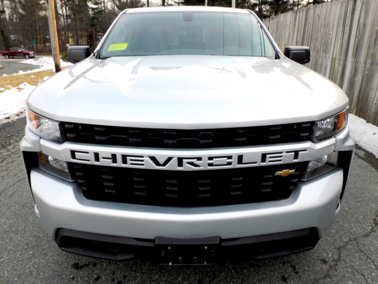 Used 2019 Chevrolet Silverado 1500 4WD Crew Cab 147' Custom Used 2019 Chevrolet Silverado 1500 4WD Crew Cab 147' Custom for sale  at Metro West Motorcars LLC in Shrewsbury MA 8