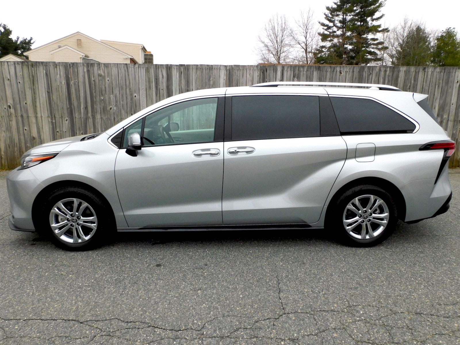 Used 2022 Toyota Sienna Platinum AWD 7-Passenger (Natl) For Sale ...