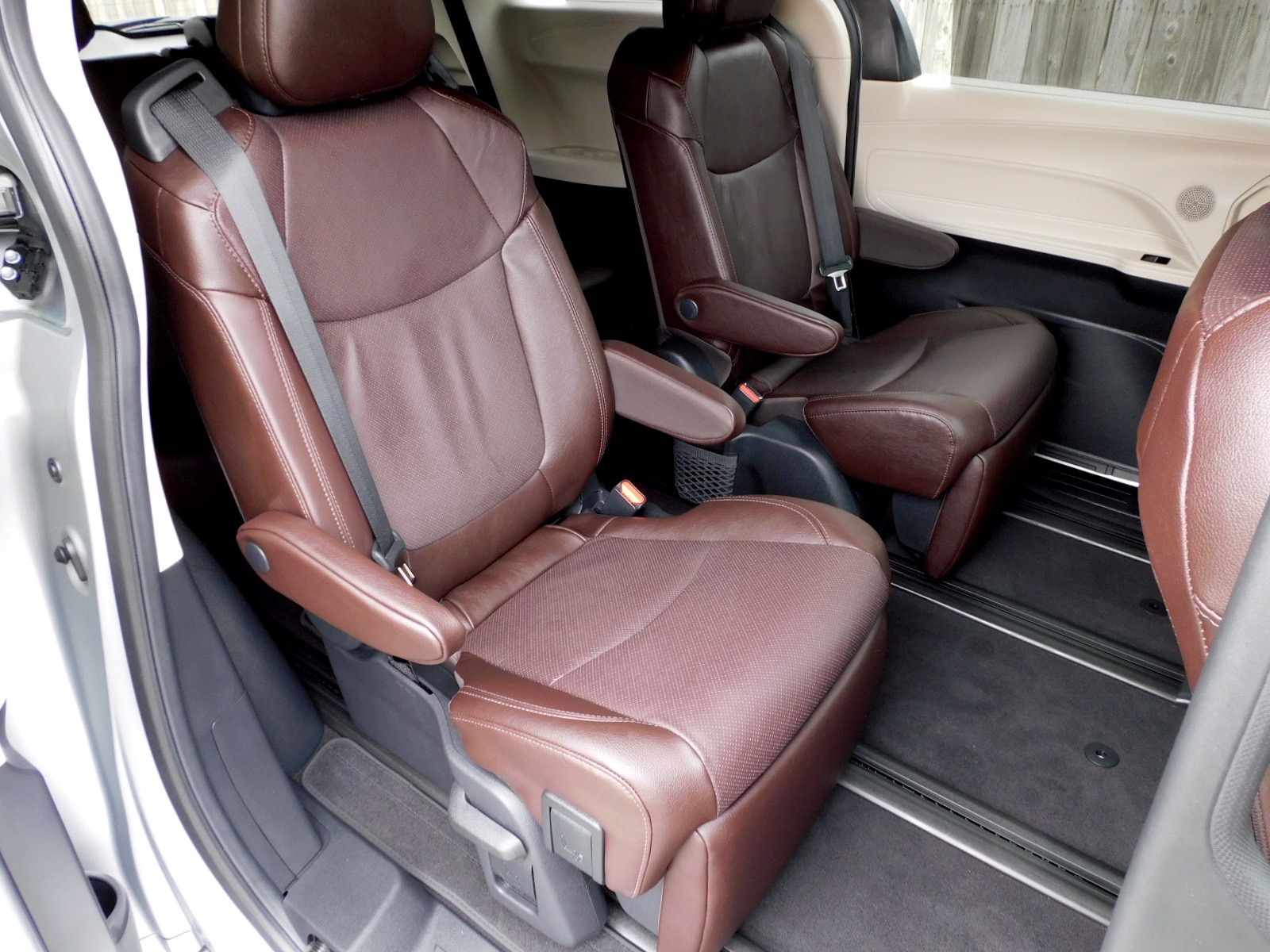 Used 2022 Toyota Sienna Platinum AWD 7-Passenger (Natl) For Sale ...