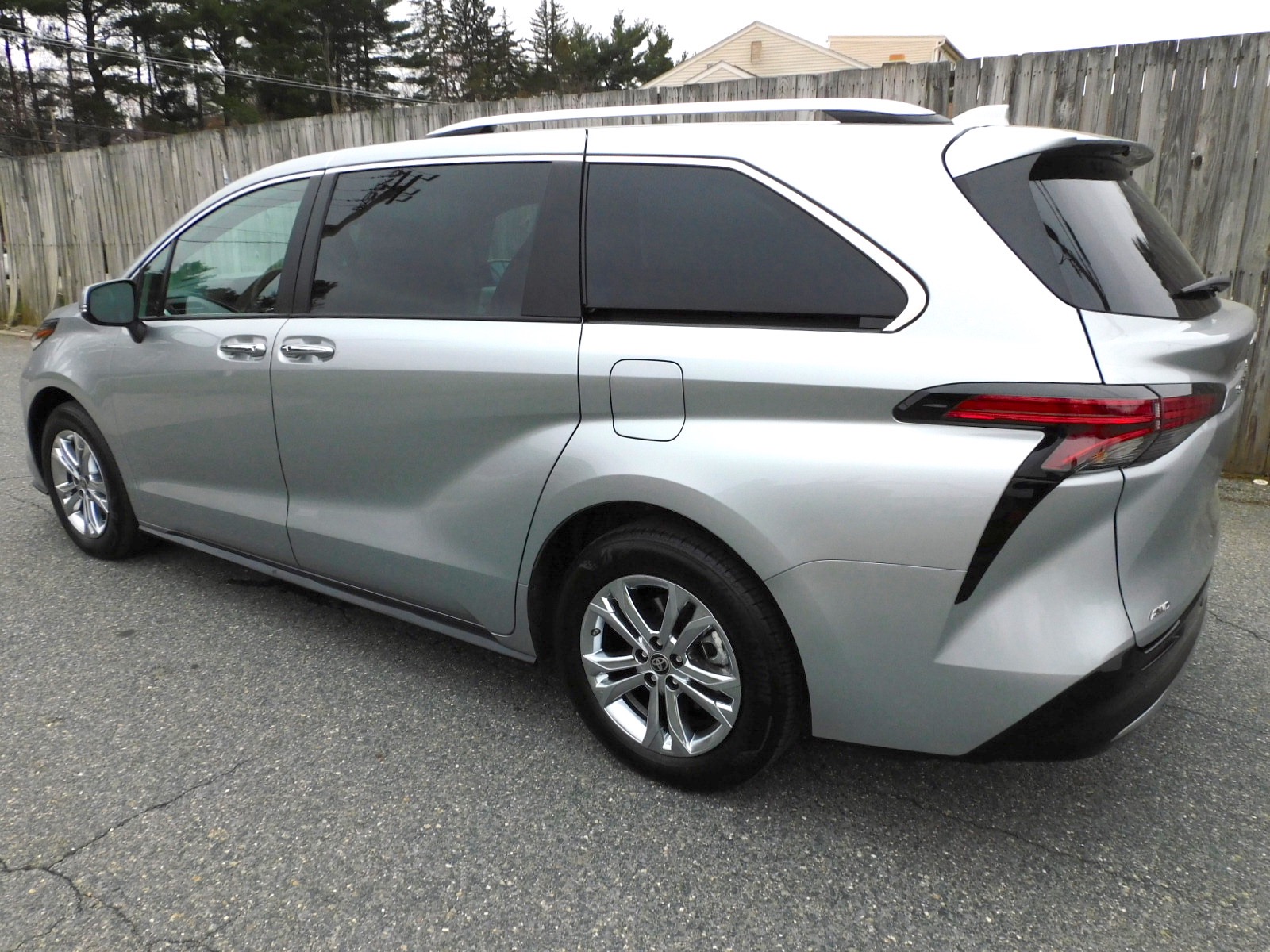 Used 2022 Toyota Sienna Platinum AWD 7-Passenger (Natl) For Sale ...