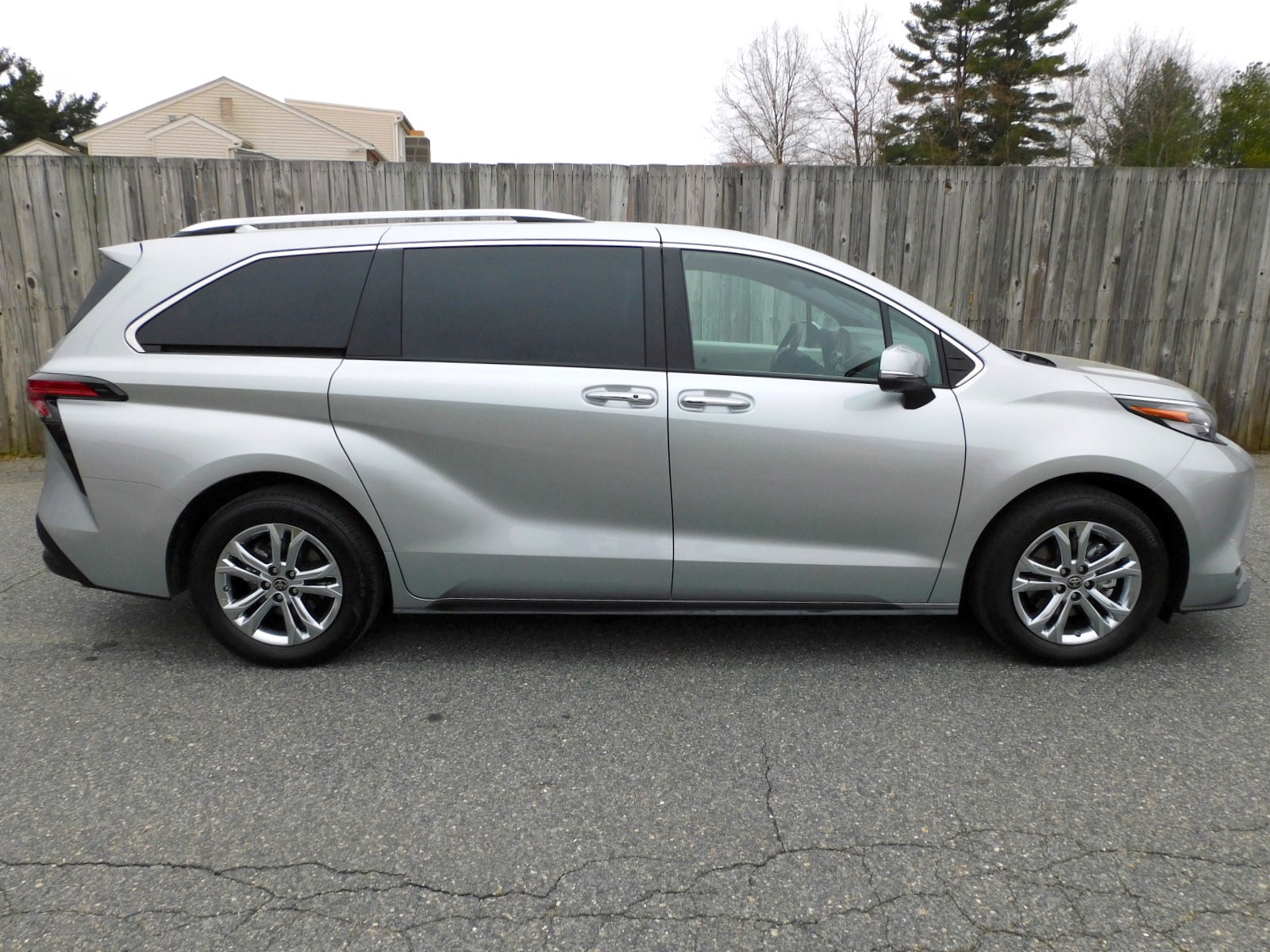 Used 2022 Toyota Sienna Platinum AWD 7-Passenger (Natl) For Sale ...