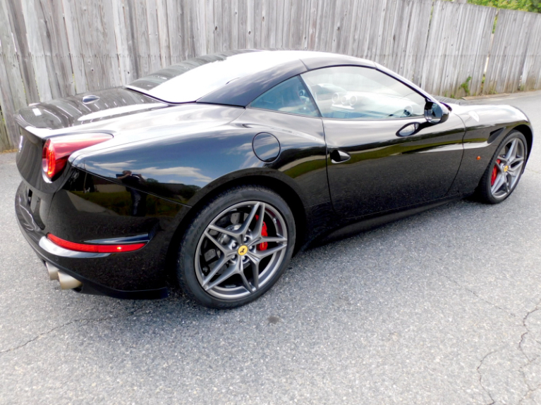 Used 2015 Ferrari California t Convertible Used 2015 Ferrari California t Convertible for sale  at Metro West Motorcars LLC in Shrewsbury MA 10