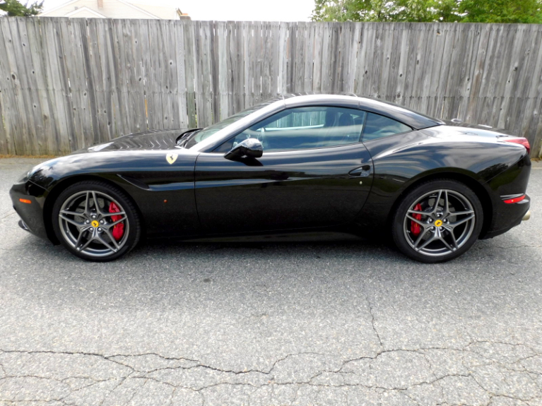 Used 2015 Ferrari California t Convertible Used 2015 Ferrari California t Convertible for sale  at Metro West Motorcars LLC in Shrewsbury MA 4