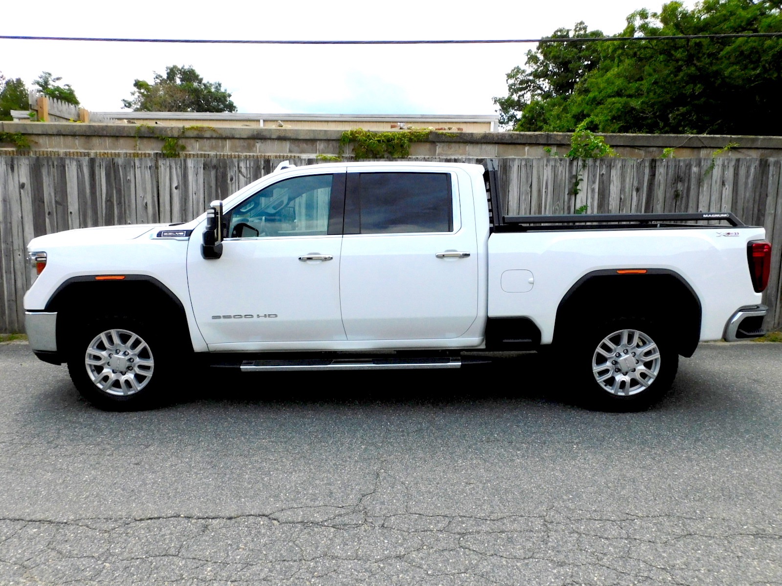 Used 2020 GMC Sierra 2500hd 4WD Crew Cab SLT For Sale ($49,800) | Metro ...