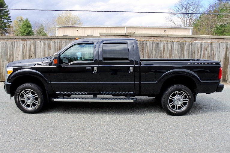 Used 2015 Ford Super Duty F-350 Srw 4WD Crew Cab 156' Lariat Used 2015 Ford Super Duty F-350 Srw 4WD Crew Cab 156' Lariat for sale  at Metro West Motorcars LLC in Shrewsbury MA 2