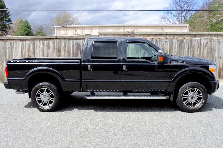 Used 2015 Ford Super Duty F-350 Srw 4WD Crew Cab 156' Lariat Used 2015 Ford Super Duty F-350 Srw 4WD Crew Cab 156' Lariat for sale  at Metro West Motorcars LLC in Shrewsbury MA 6