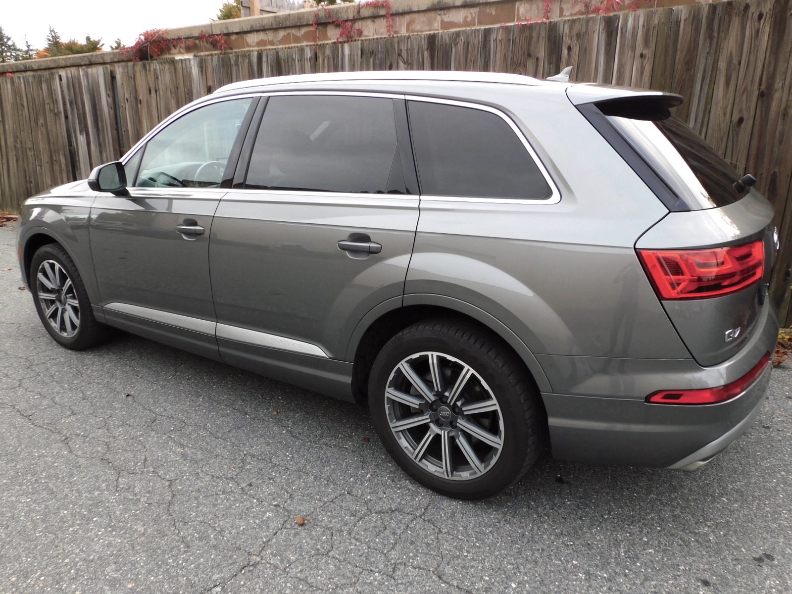 Used 2017 Audi Q7 3.0 TFSI Premium Plus Quattro For Sale ($23,800 ...