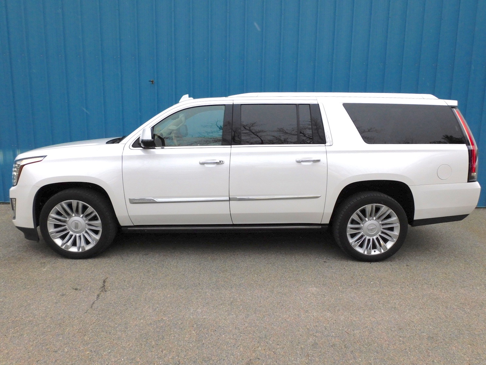 Used 2016 Cadillac Escalade Esv Platinum For Sale ($29,800) | Metro ...