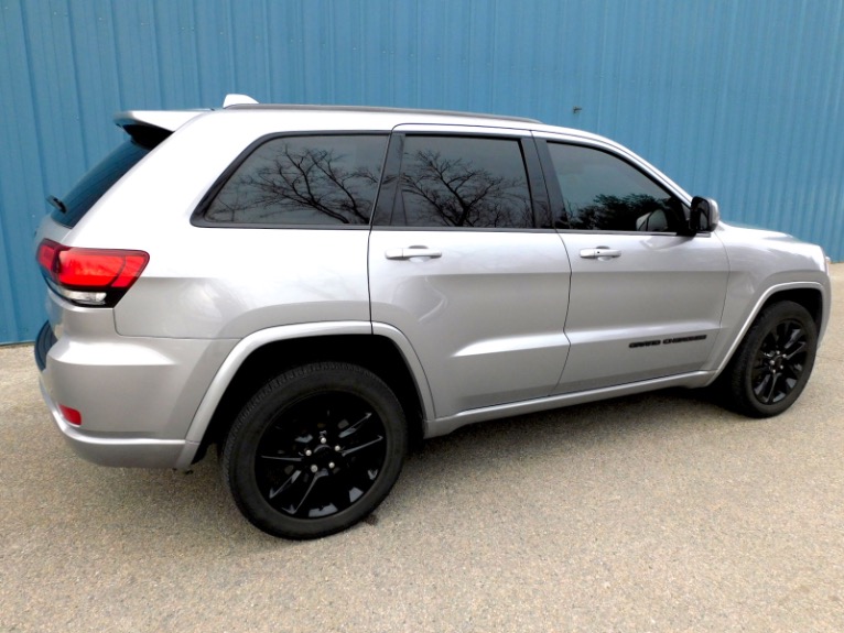 Used 2019 Jeep Grand Cherokee Altitude 4x4 Used 2019 Jeep Grand Cherokee Altitude 4x4 for sale  at Metro West Motorcars LLC in Shrewsbury MA 5