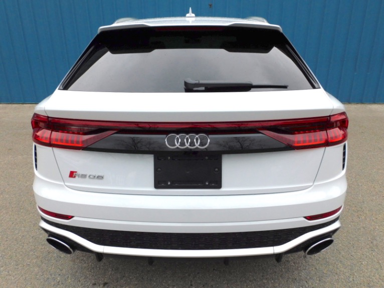 Used 2022 Audi Rs Q8 4.0 TFSI quattro Used 2022 Audi Rs Q8 4.0 TFSI quattro for sale  at Metro West Motorcars LLC in Shrewsbury MA 4