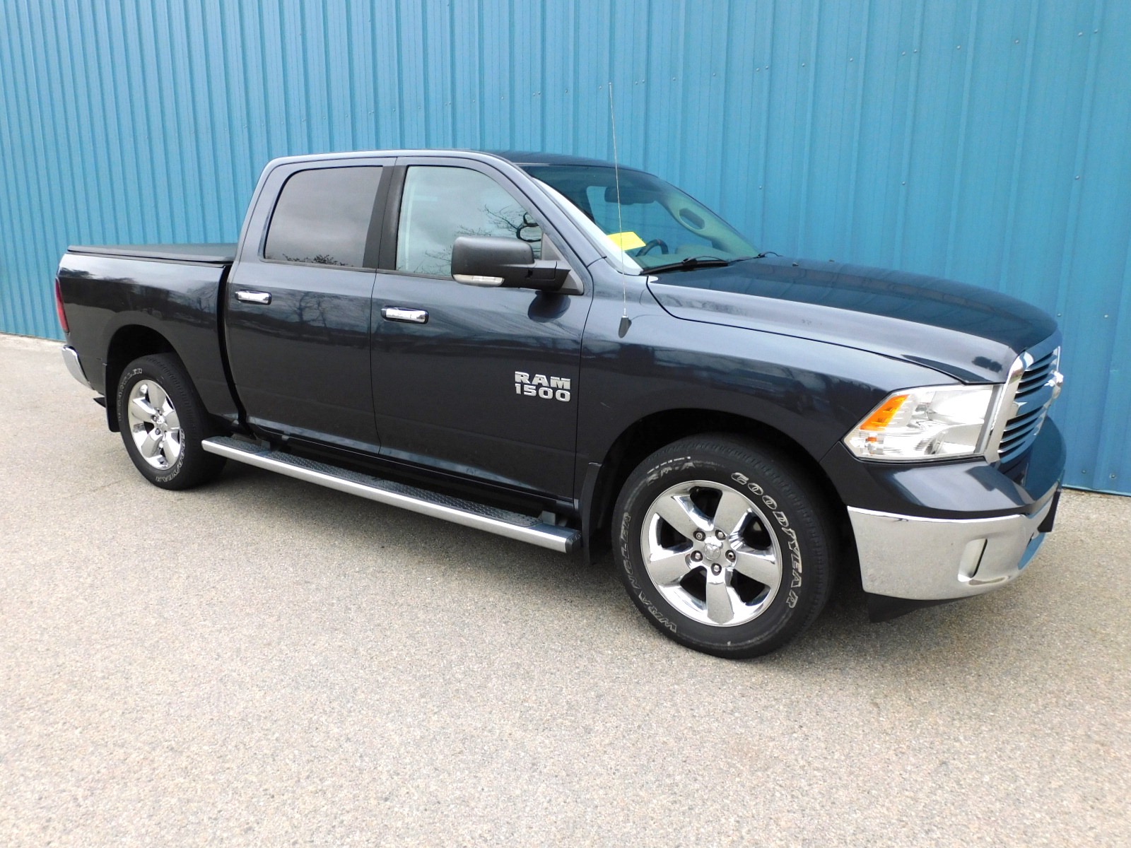 Used 2014 Ram 1500 4WD Crew Cab 140.5 For Sale ($18,800) | Metro West ...