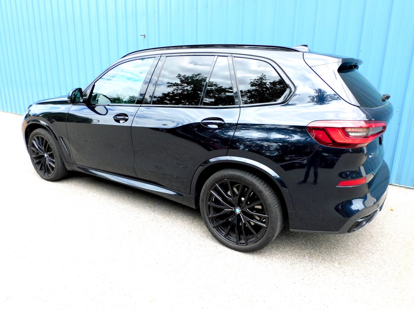 Used 2021 BMW X5 M50i Sports Activity Vehicle For Sale (Special Pricing ...