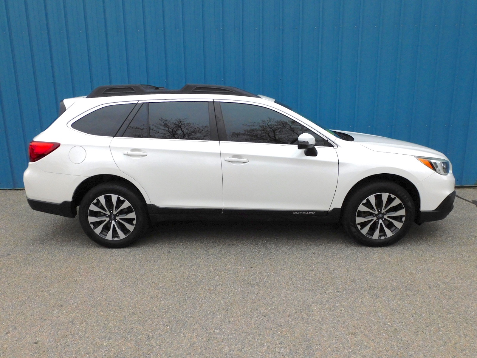 Used 2015 Subaru Outback 4dr Wgn 2.5i Limited PZEV For Sale ($14,800 ...