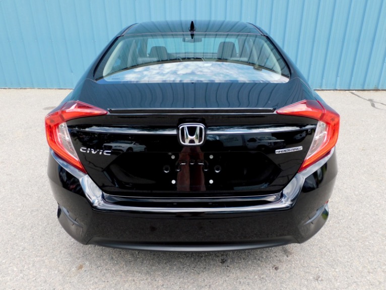 Used 2018 Honda Civic Sedan Touring CVT Used 2018 Honda Civic Sedan Touring CVT for sale  at Metro West Motorcars LLC in Shrewsbury MA 4