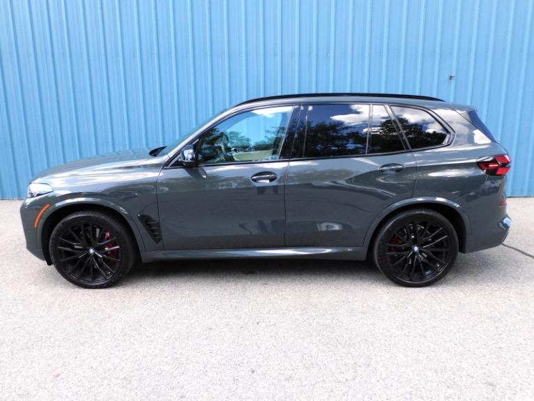 Used 2024 BMW X5 M60i Sports Activity Vehicle Used 2024 BMW X5 M60i Sports Activity Vehicle for sale  at Metro West Motorcars LLC in Shrewsbury MA 2