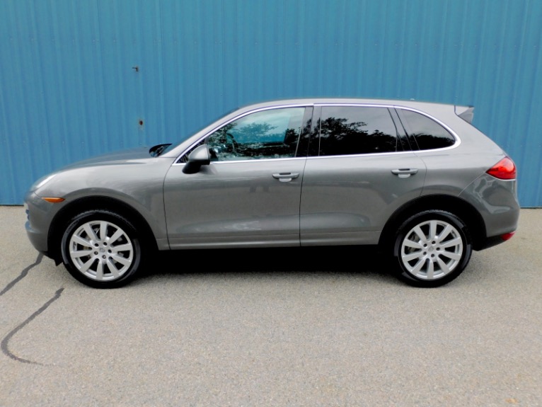 Used 2012 Porsche Cayenne S Hybrid AWD Used 2012 Porsche Cayenne S Hybrid AWD for sale  at Metro West Motorcars LLC in Shrewsbury MA 2