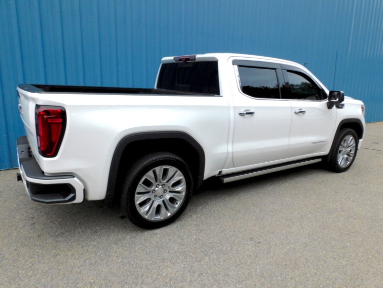 Used 2021 GMC Sierra 1500 4WD Crew Cab 147 Denali Used 2021 GMC Sierra 1500 4WD Crew Cab 147 Denali for sale  at Metro West Motorcars LLC in Shrewsbury MA 5