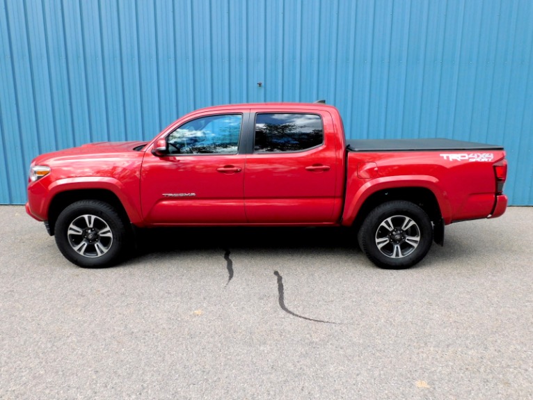 Used 2018 Toyota Tacoma TRD Sport Double Cab 5'' Bed V6 4x4 AT (Natl) Used 2018 Toyota Tacoma TRD Sport Double Cab 5'' Bed V6 4x4 AT (Natl) for sale  at Metro West Motorcars LLC in Shrewsbury MA 2