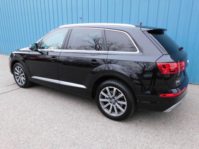 Used 2019 Audi Q7 Premium Plus 45 TFSI quattro Used 2019 Audi Q7 Premium Plus 45 TFSI quattro for sale  at Metro West Motorcars LLC in Shrewsbury MA 3