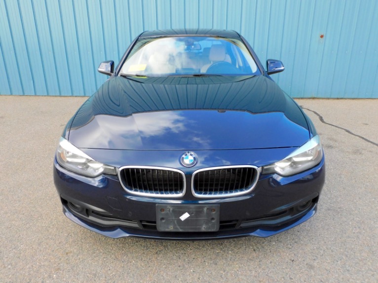 Used 2017 BMW 3 Series 320i xDrive Sedan Used 2017 BMW 3 Series 320i xDrive Sedan for sale  at Metro West Motorcars LLC in Shrewsbury MA 8