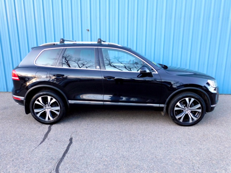 Used 2017 Volkswagen Touareg V6 Wolfsburg Edition Used 2017 Volkswagen Touareg V6 Wolfsburg Edition for sale  at Metro West Motorcars LLC in Shrewsbury MA 6