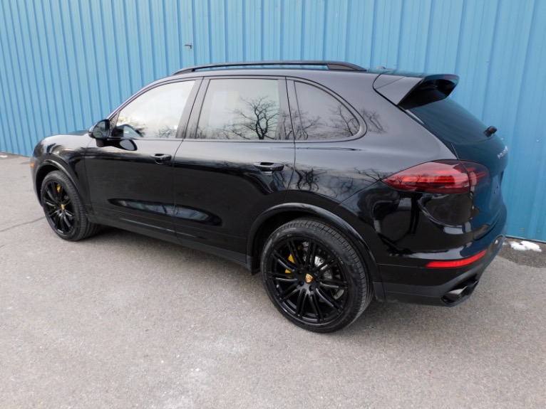 Used 2017 Porsche Cayenne Turbo S AWD Used 2017 Porsche Cayenne Turbo S AWD for sale  at Metro West Motorcars LLC in Shrewsbury MA 3