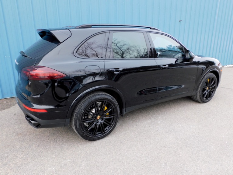 Used 2017 Porsche Cayenne Turbo S AWD Used 2017 Porsche Cayenne Turbo S AWD for sale  at Metro West Motorcars LLC in Shrewsbury MA 5