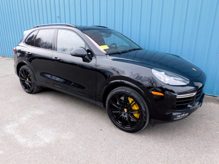 Used 2017 Porsche Cayenne Turbo S AWD Used 2017 Porsche Cayenne Turbo S AWD for sale  at Metro West Motorcars LLC in Shrewsbury MA 7