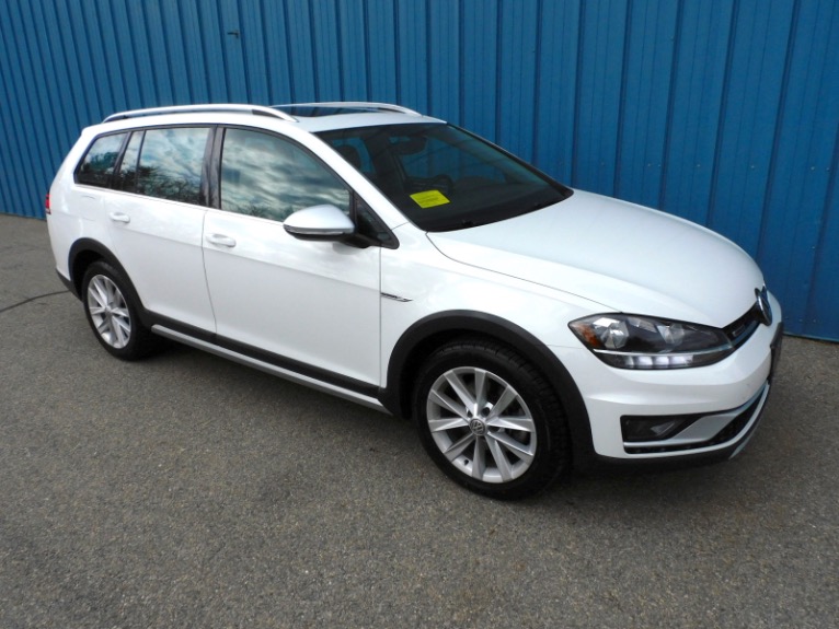 Used 2019 Volkswagen Golf Alltrack 1.8T SE DSG Used 2019 Volkswagen Golf Alltrack 1.8T SE DSG for sale  at Metro West Motorcars LLC in Shrewsbury MA 7