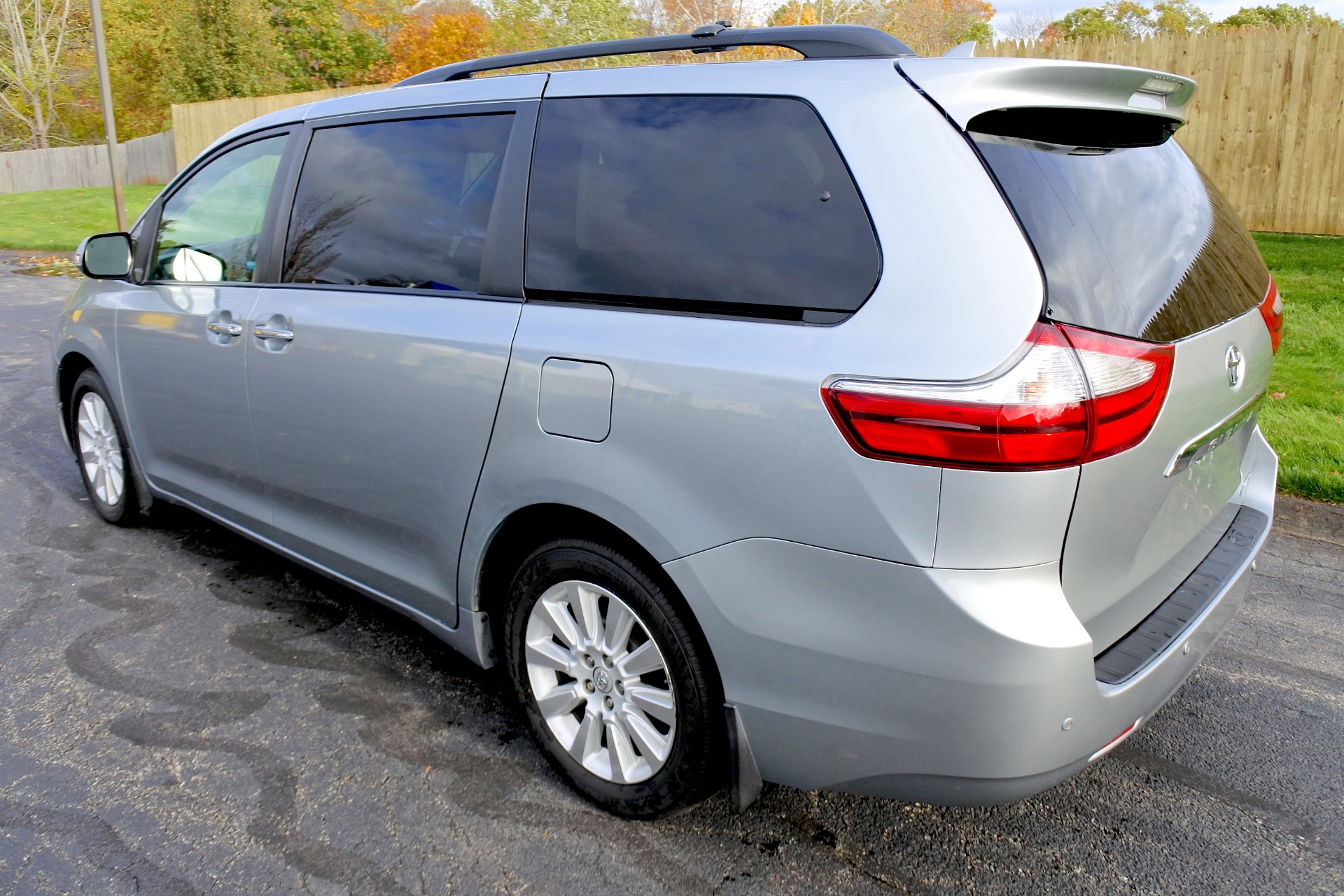 Used 2015 Toyota Sienna Limited Premium AWD For Sale ($21,800) | Metro ...