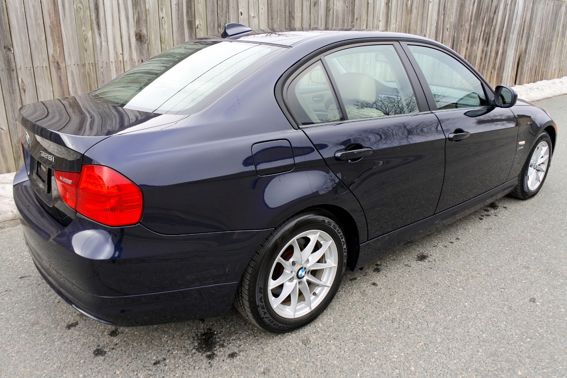 Bmw 3 series 2010