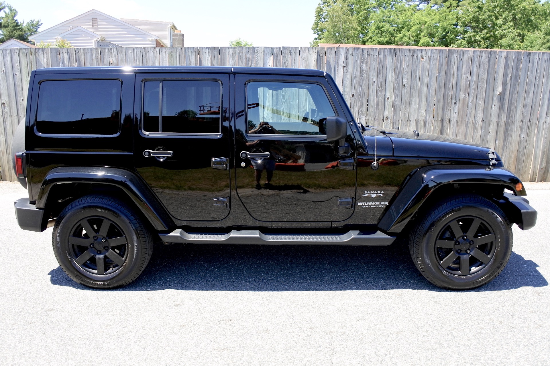 Used 2016 Jeep Wrangler Unlimited 4WD 4dr Sahara For Sale ($24,800 ...