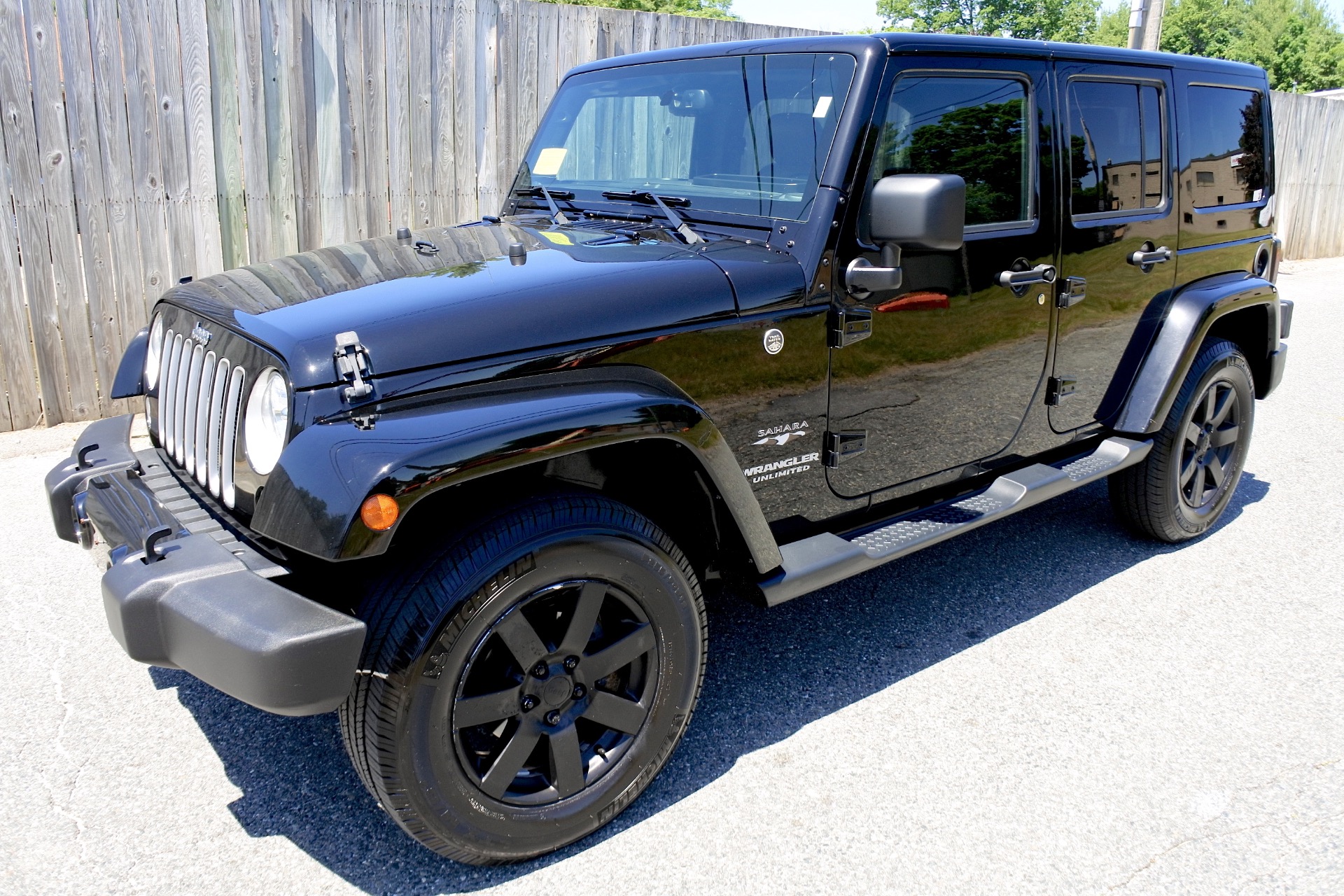 Used 2016 Jeep Wrangler Unlimited 4WD 4dr Sahara For Sale ($24,800 ...