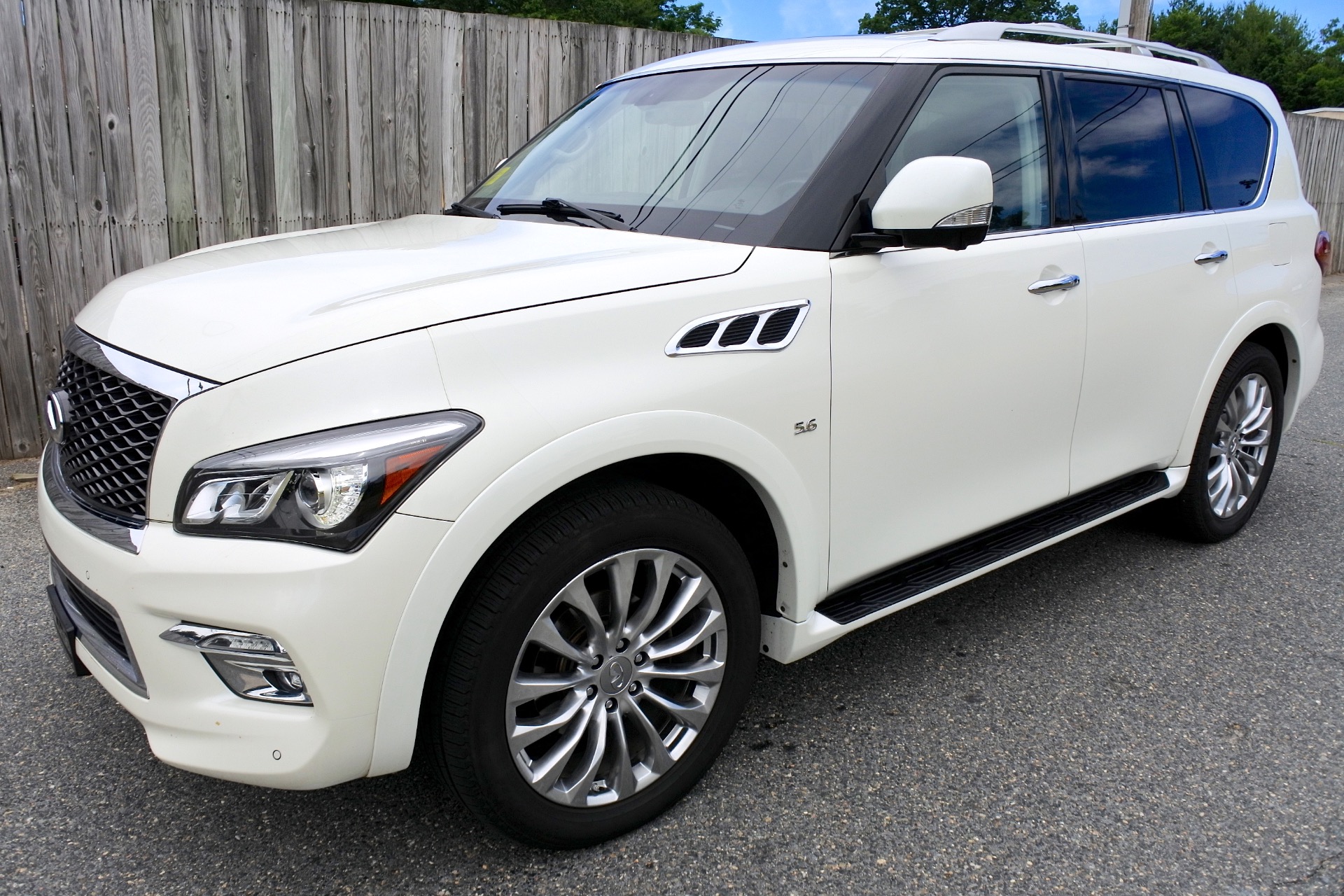 Infiniti qx80 черный