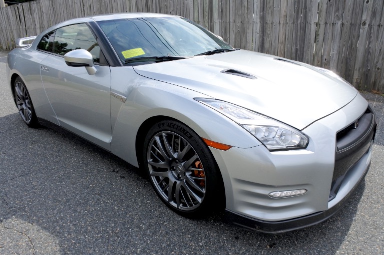 Used 2016 Nissan Gt-r Premium Used 2016 Nissan Gt-r Premium for sale  at Metro West Motorcars LLC in Shrewsbury MA 7