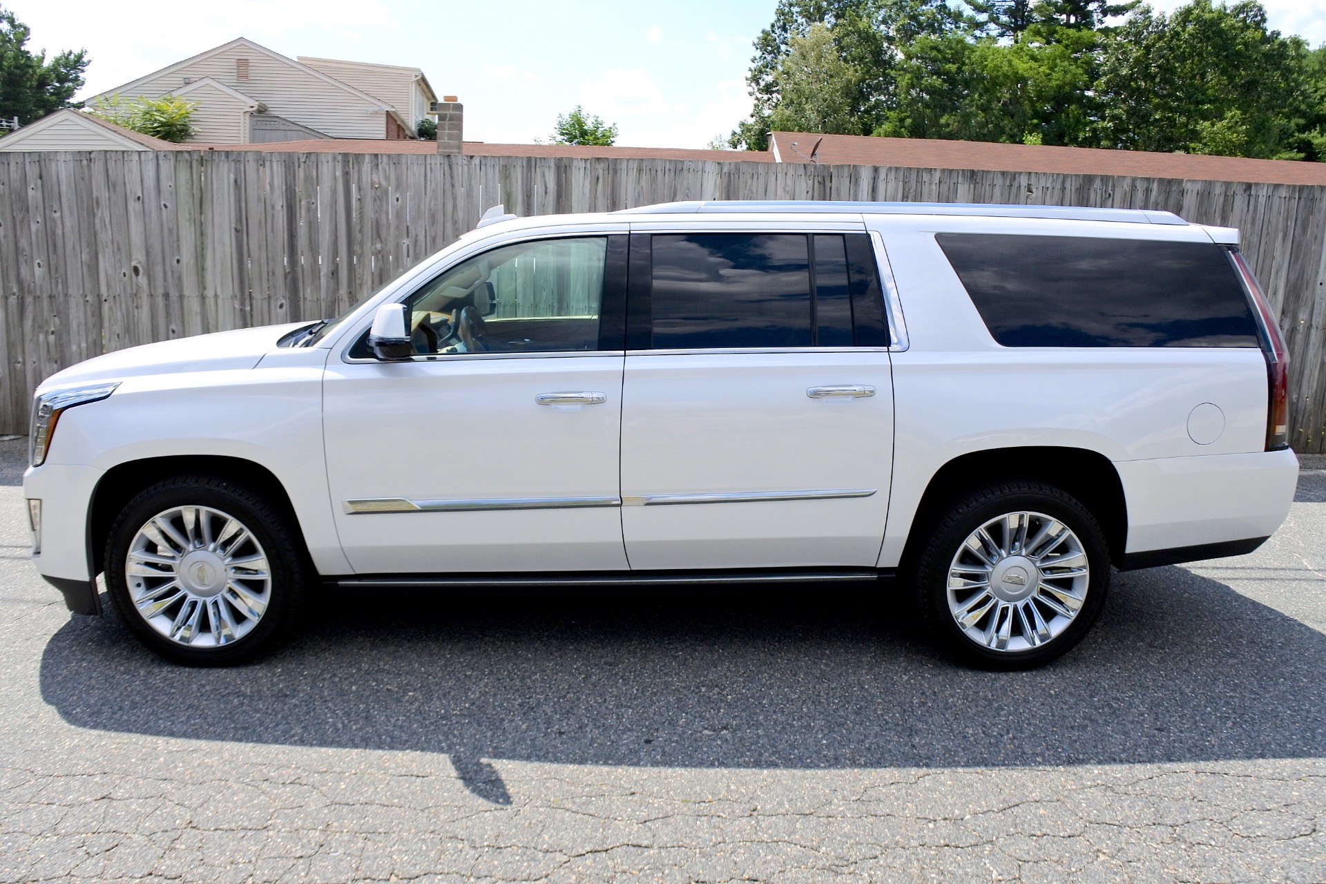 Used 2016 Cadillac Escalade Esv Platinum 4WD For Sale ($45,800) | Metro ...