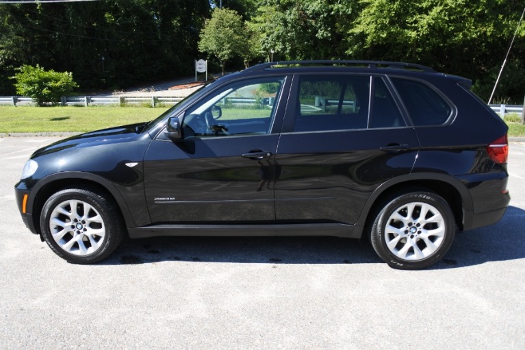 Used 2012 BMW X5 35i Premium AWD Used 2012 BMW X5 35i Premium AWD for sale  at Metro West Motorcars LLC in Shrewsbury MA 2