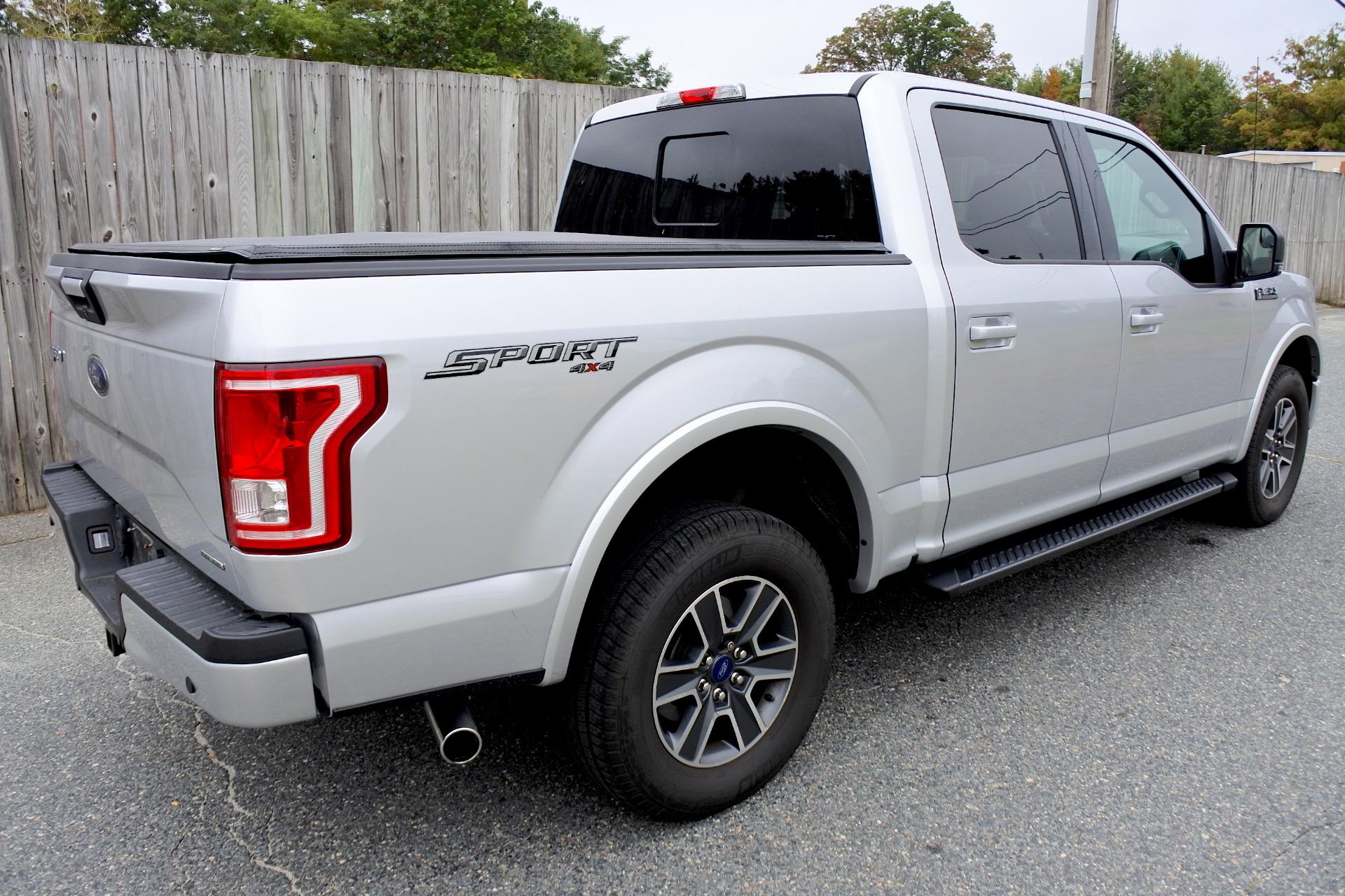 Used 2015 Ford F-150 4WD SuperCrew 145' XLT For Sale ($29,800) | Metro ...