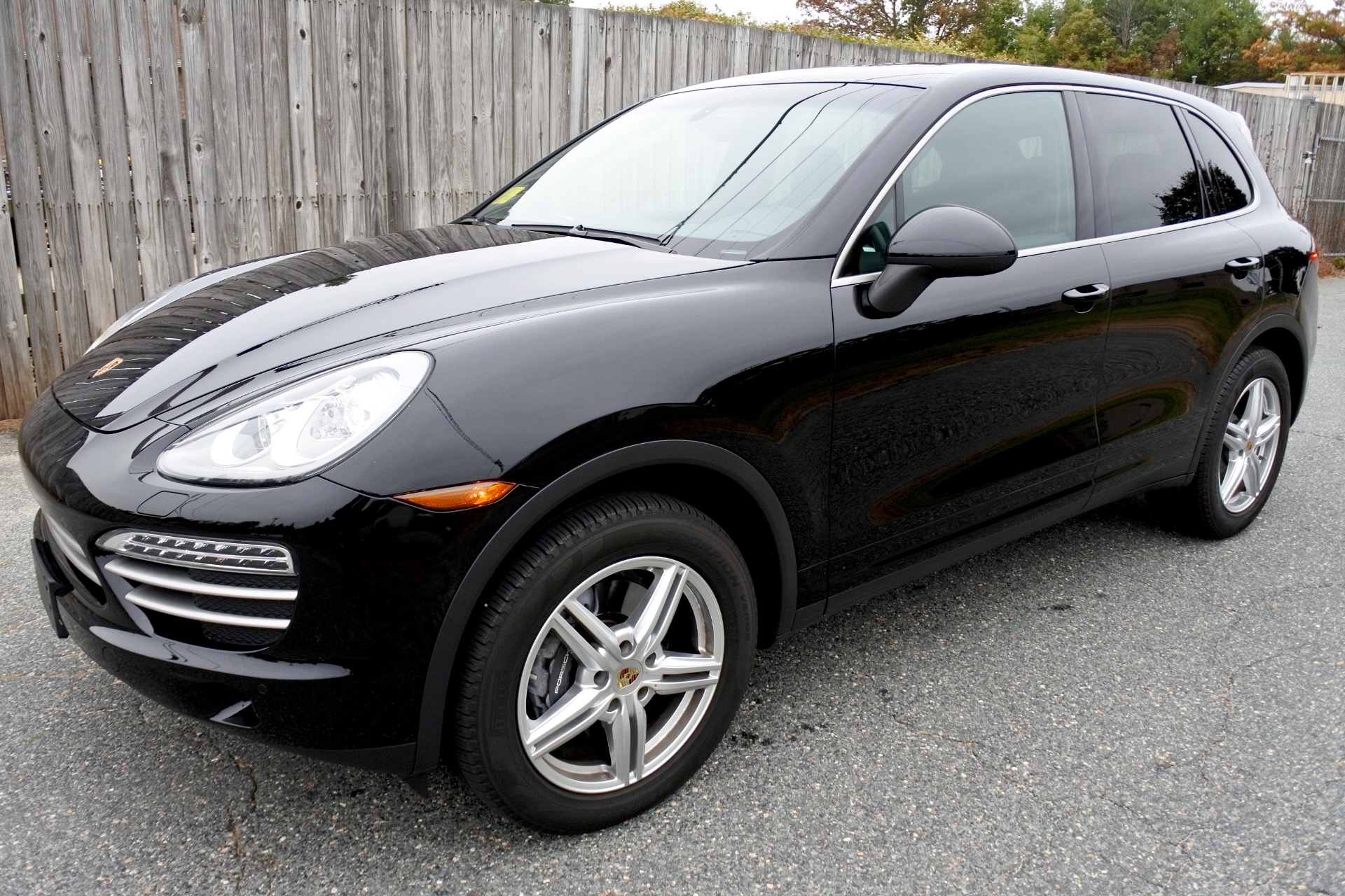 Porsche cayenne platinum edition